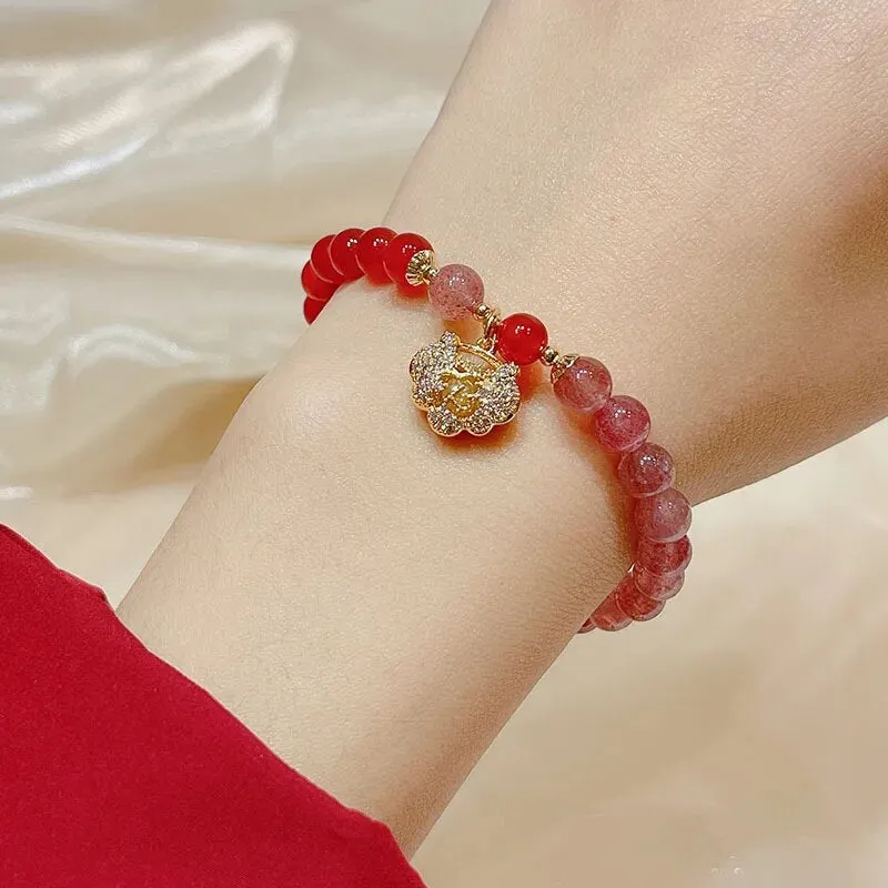 Rose sisi Zodiac Year Red Agate Female Bracelet Transit Tiger Strawberry Crystal Pearl Girl jewelry for women jewelry gift