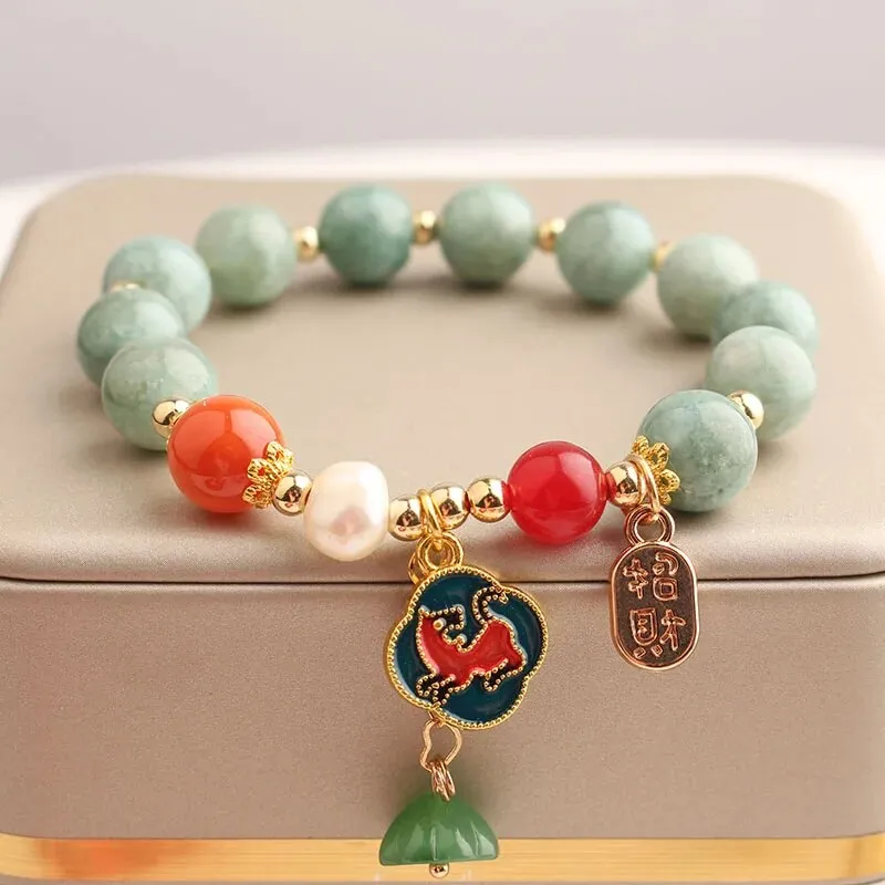 Rose sisi Zodiac Year Red Agate Female Bracelet Transit Tiger Strawberry Crystal Pearl Girl jewelry for women jewelry gift