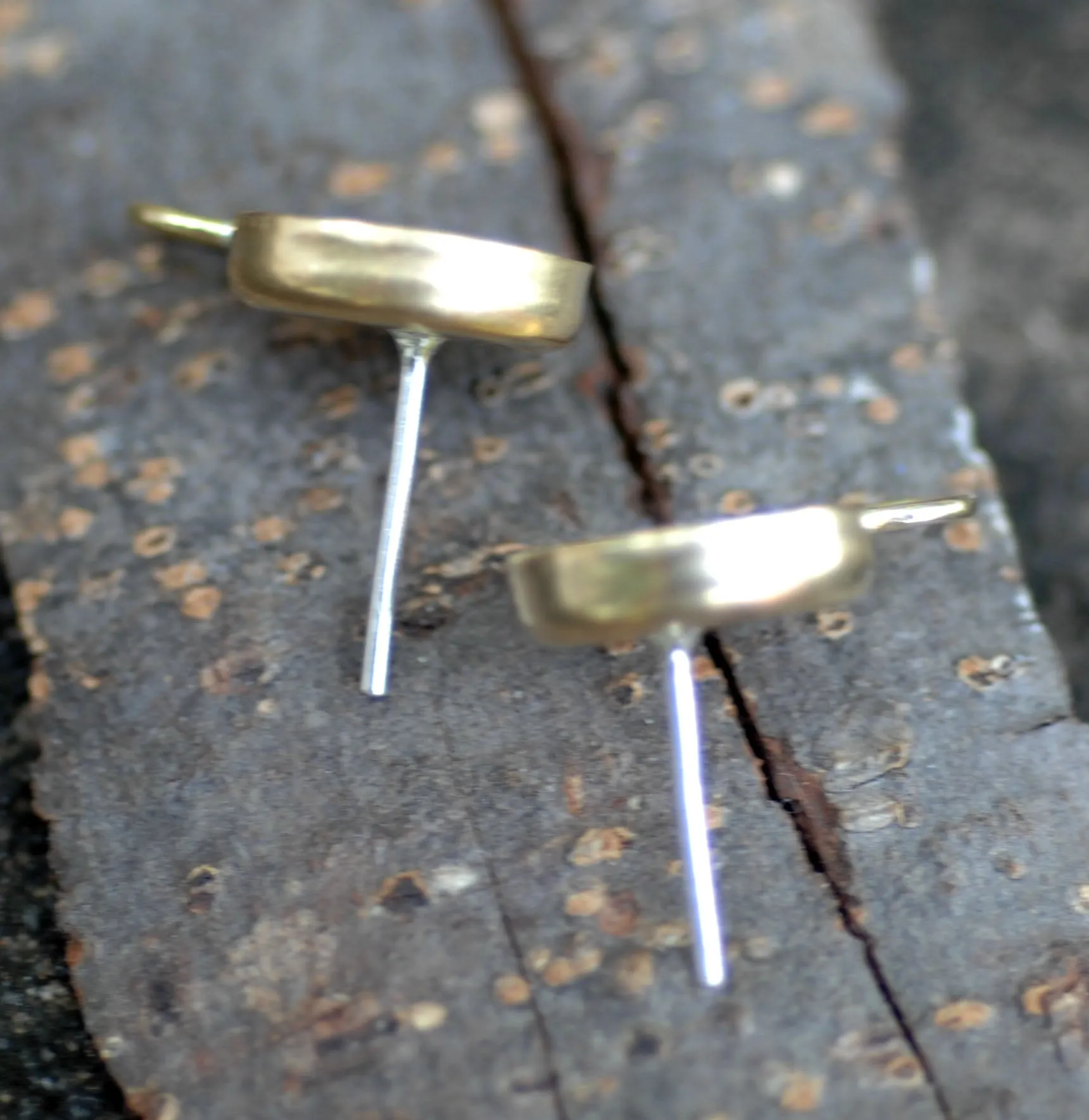Round Stud Earrings with Bezel Cups for Resin Jewelry