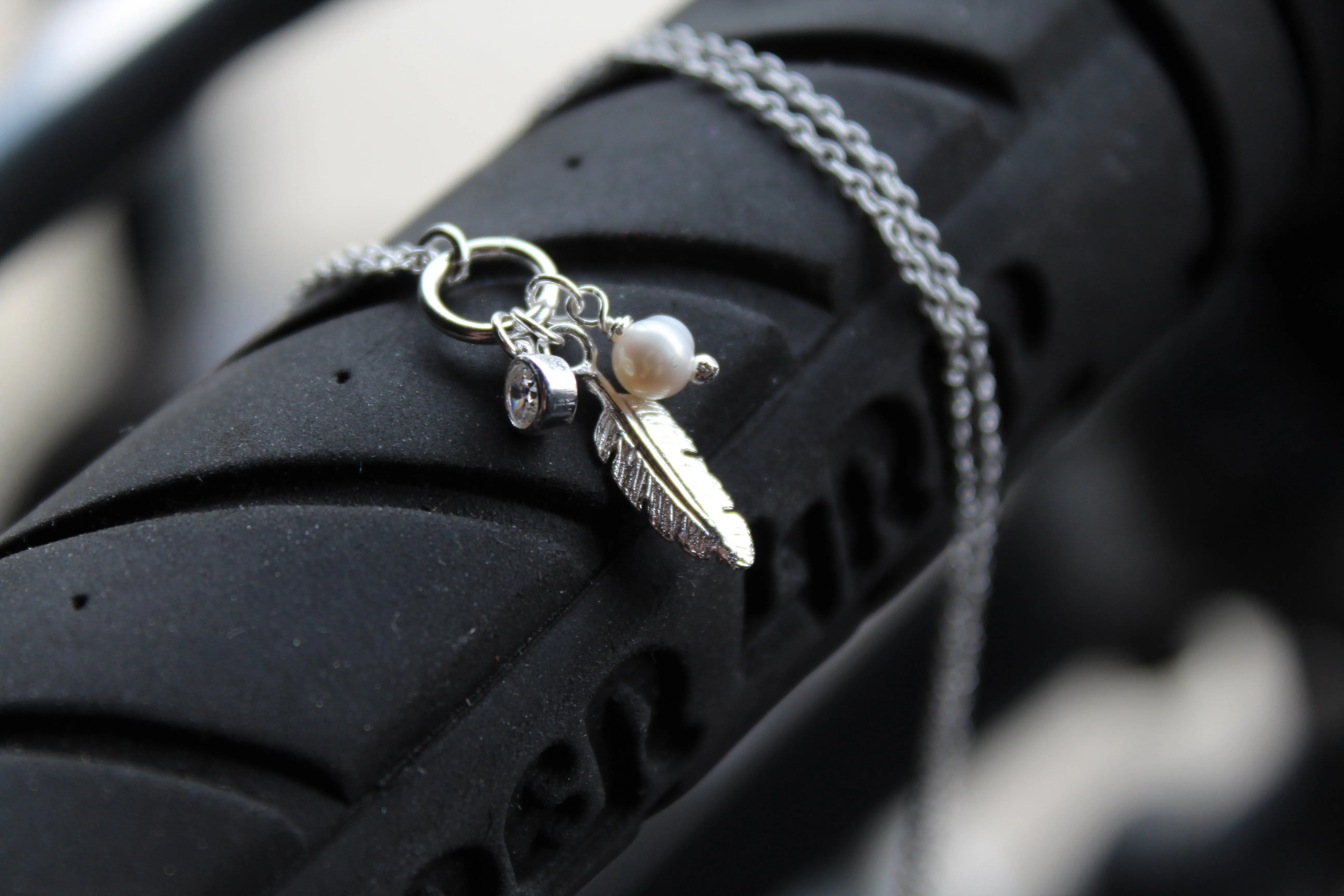 Silver Feather Cluster Necklace