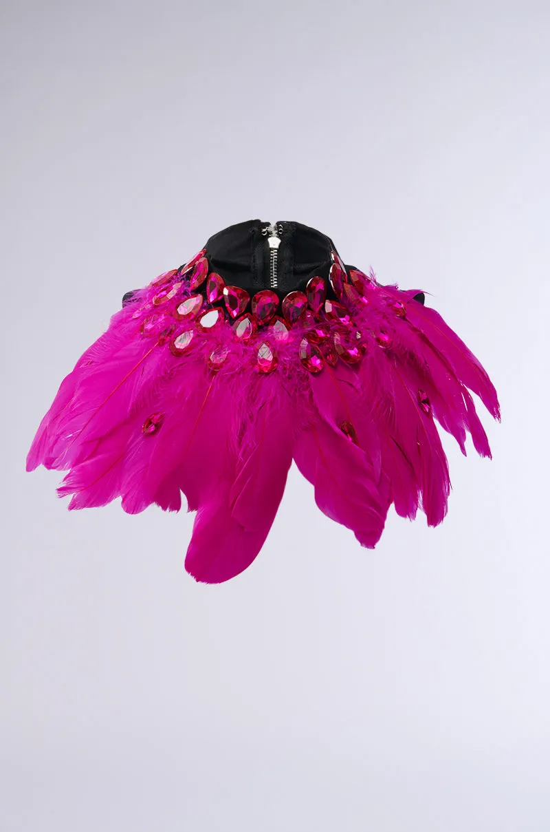 TAKE MY PIC FEATHER COLLAR NECKLACE