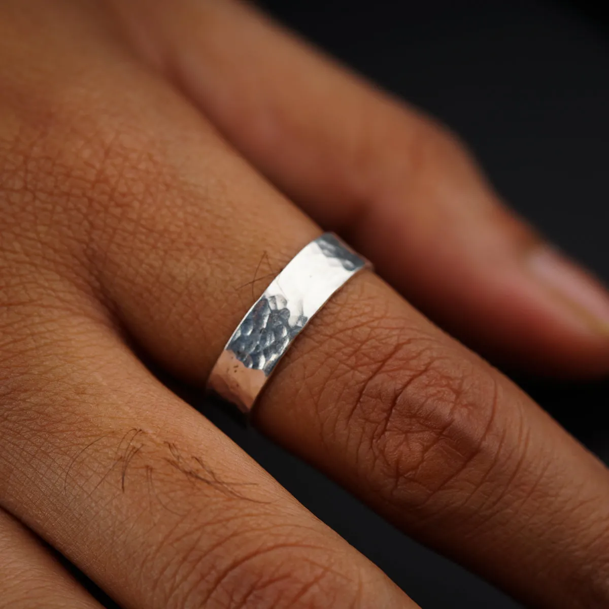 Unisex Hammered Ring in Silver (adjustable)