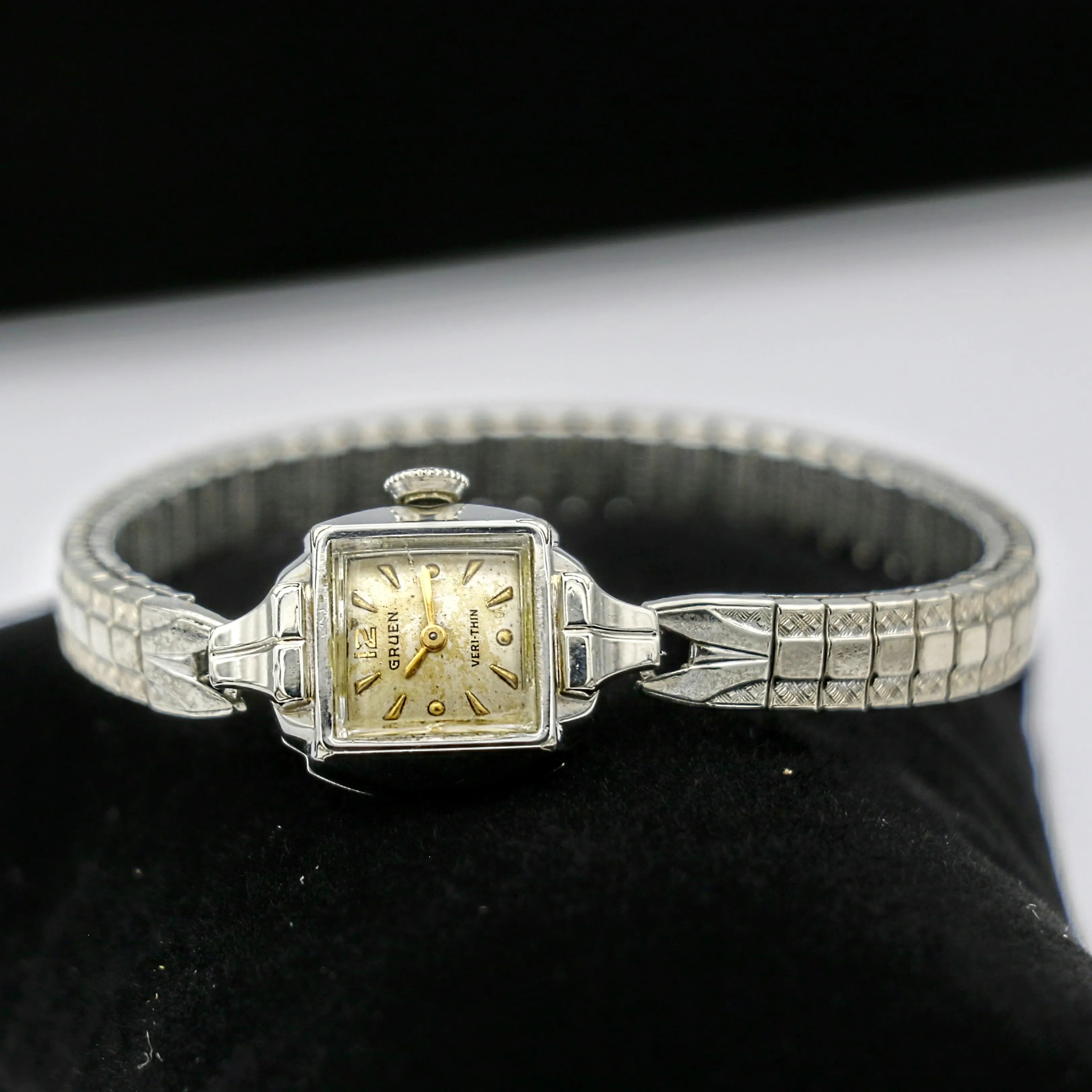 Vintage GRUEN Veri-Thin Ladies Wristwatch Cal. 211 Style 624 Swiss Made Watch