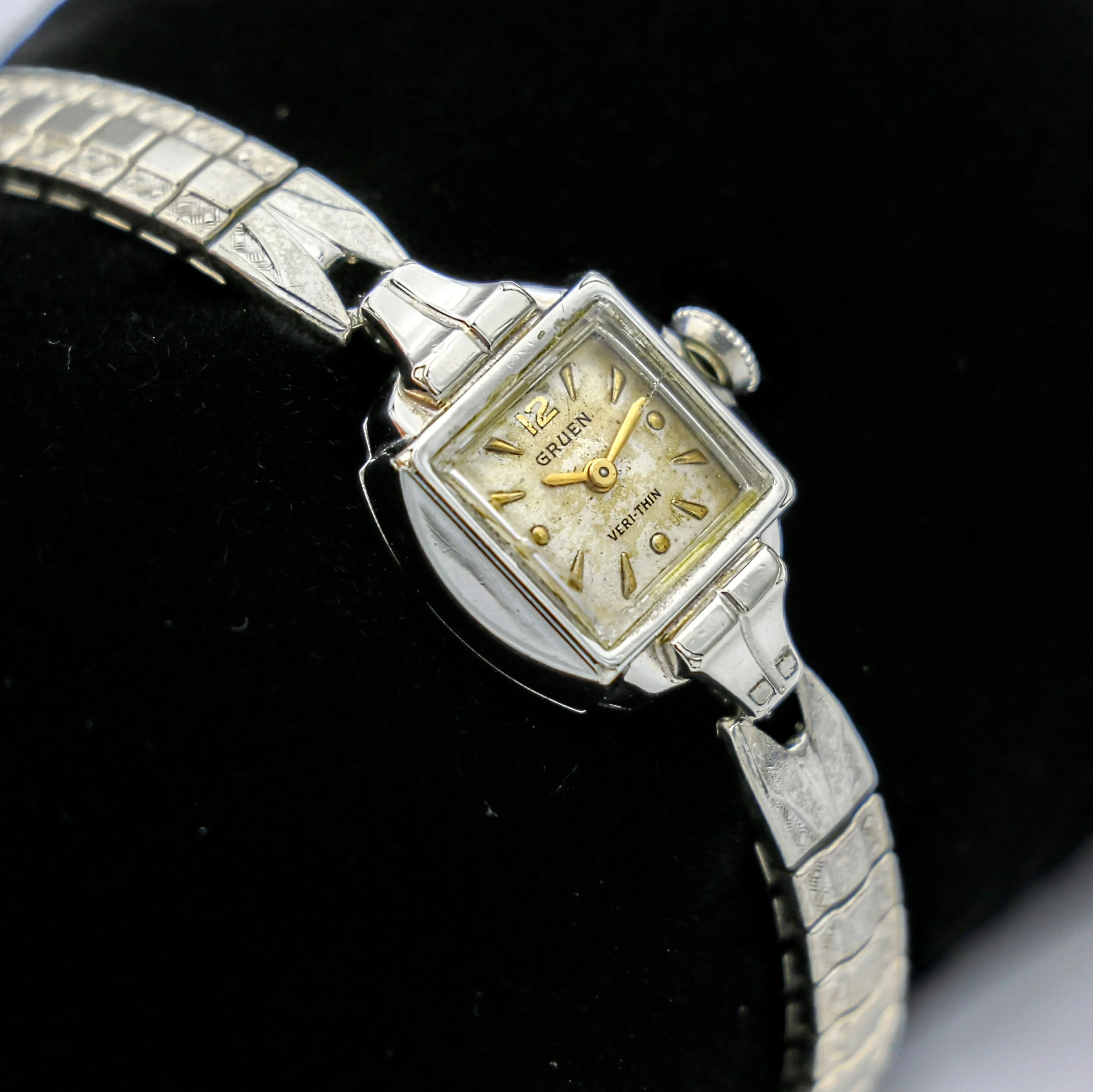 Vintage GRUEN Veri-Thin Ladies Wristwatch Cal. 211 Style 624 Swiss Made Watch