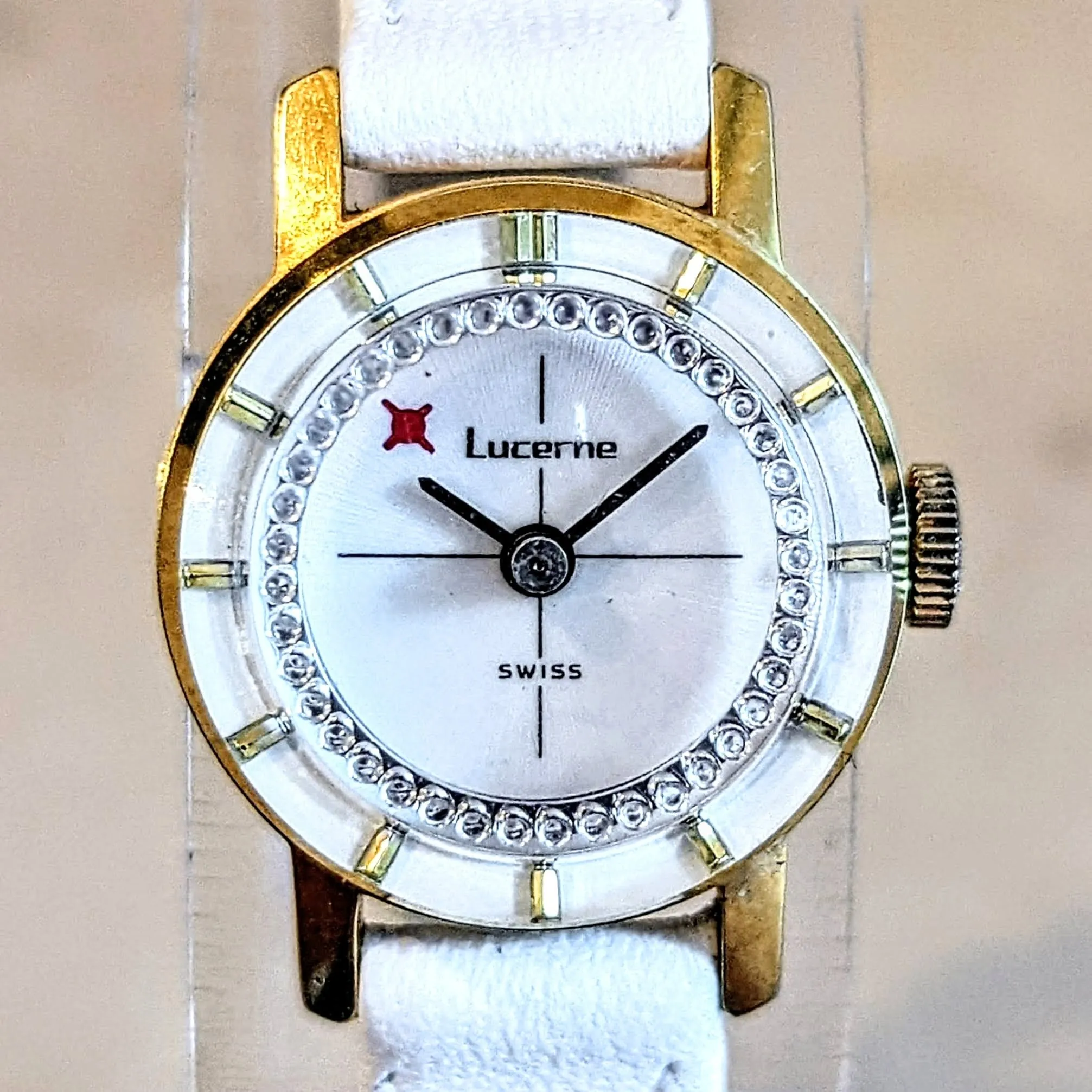 Vintage LUCERNE Mystery Dial Wristwatch Swiss Caliber Baumgartner 911 Very Neat Watch