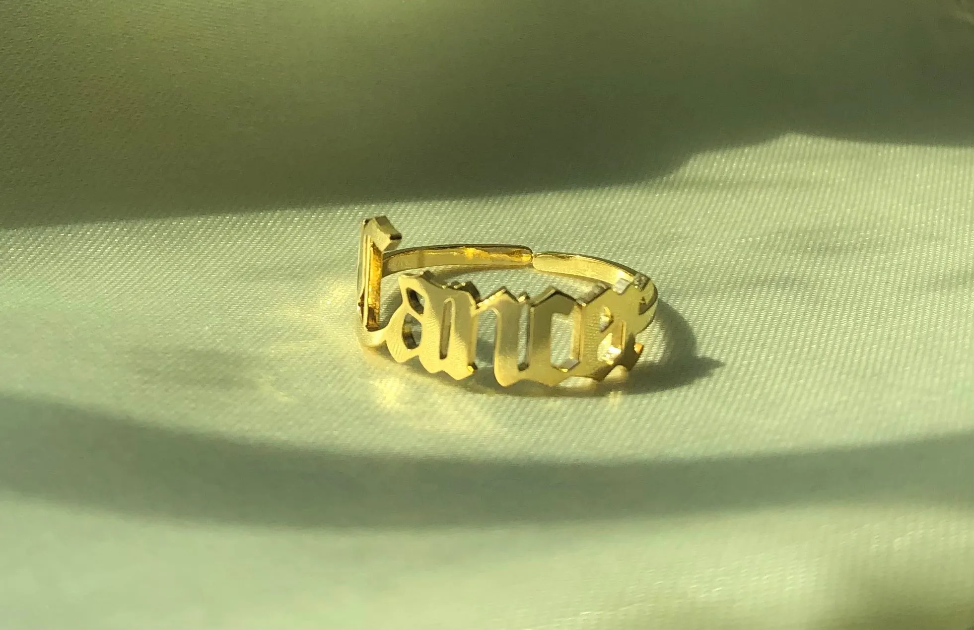 What’s Your Zodiac Rings