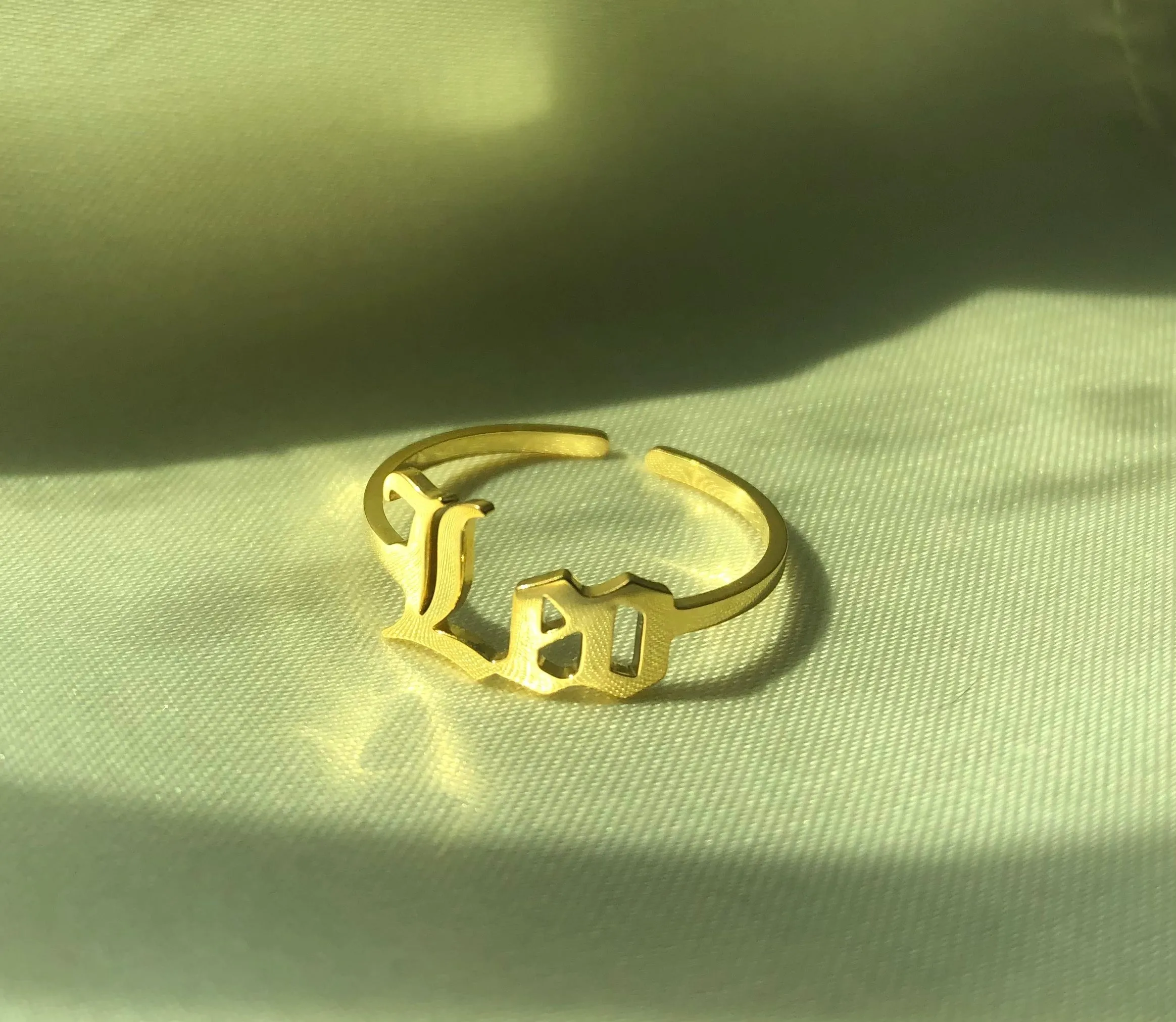 What’s Your Zodiac Rings