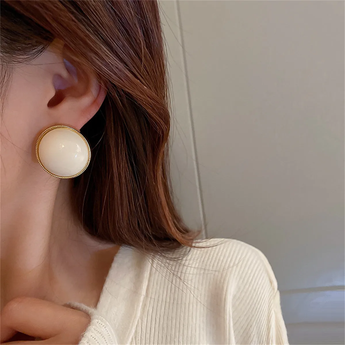 White Resin & 18K Gold-Plated Round Stud Earrings